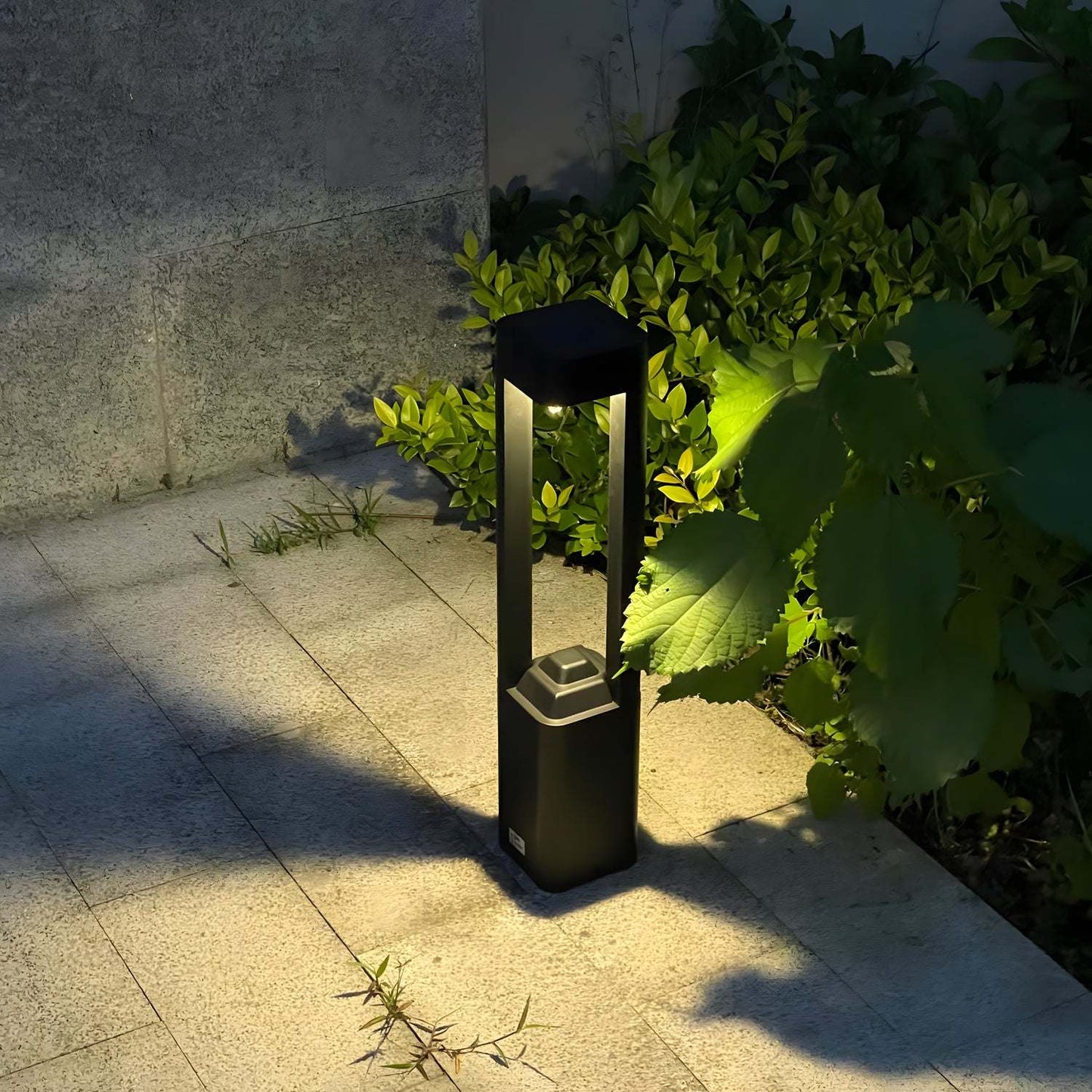 Outdoor Solar Powered Path Lights for Enchanting Yard Illumination